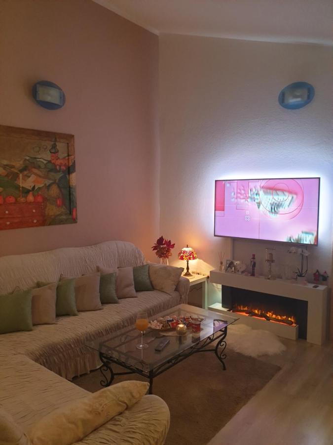 Apartmani Mlikotic Dugi Rat Bagian luar foto